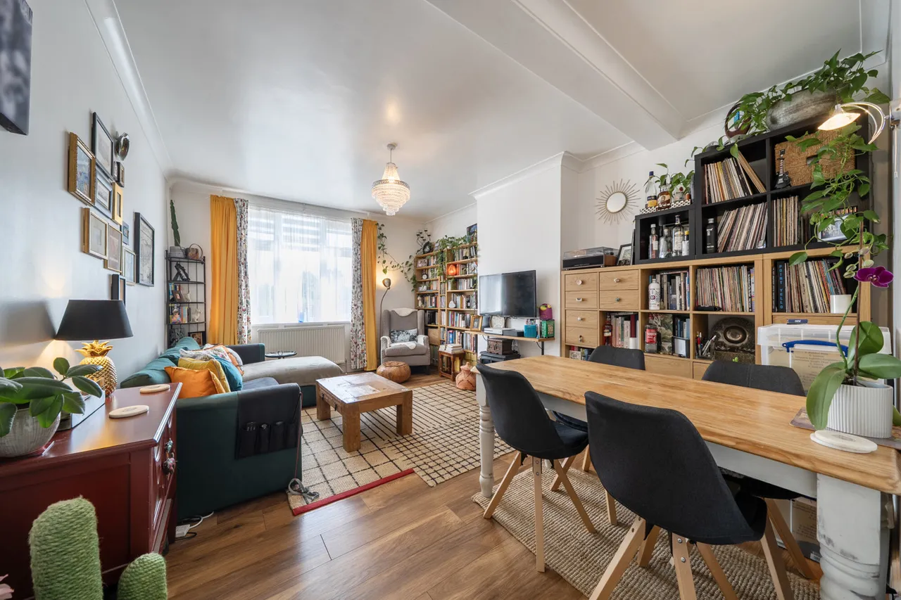 Woodlands, Harrow, HA2, photo 2