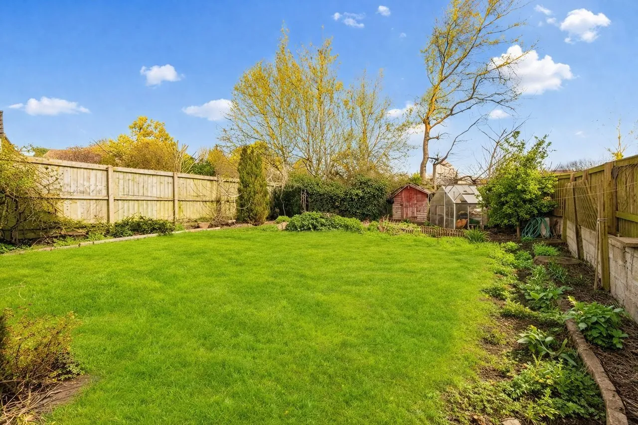 New Buildings Lane, Frome, BA11, photo 2