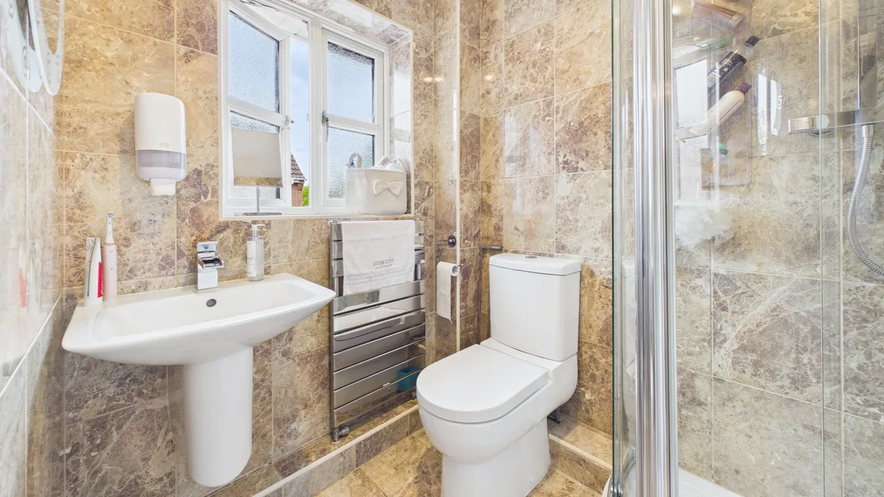 Saunders Close, Peterborough, PE2, photo 12