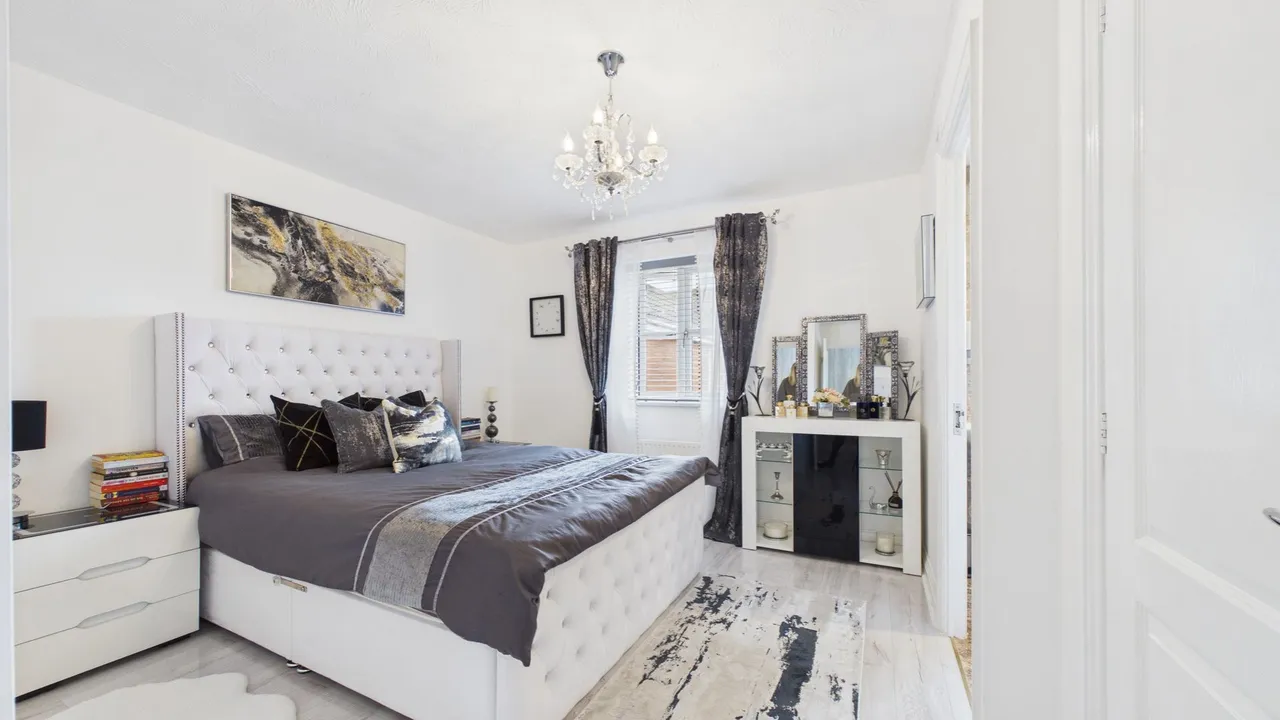Saunders Close, Peterborough, PE2, photo 10