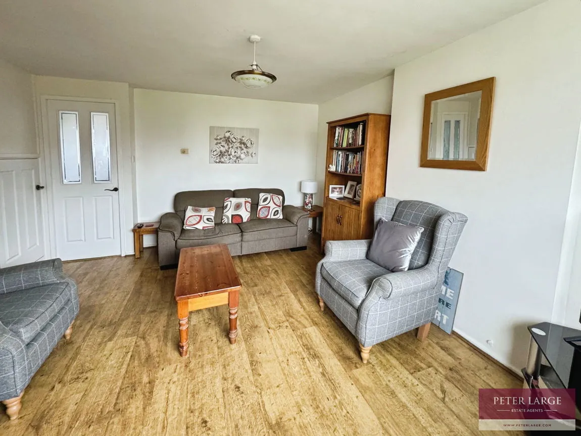 Llys Tudur, Rhyl, Denbighshire, LL18 4AX, photo 2