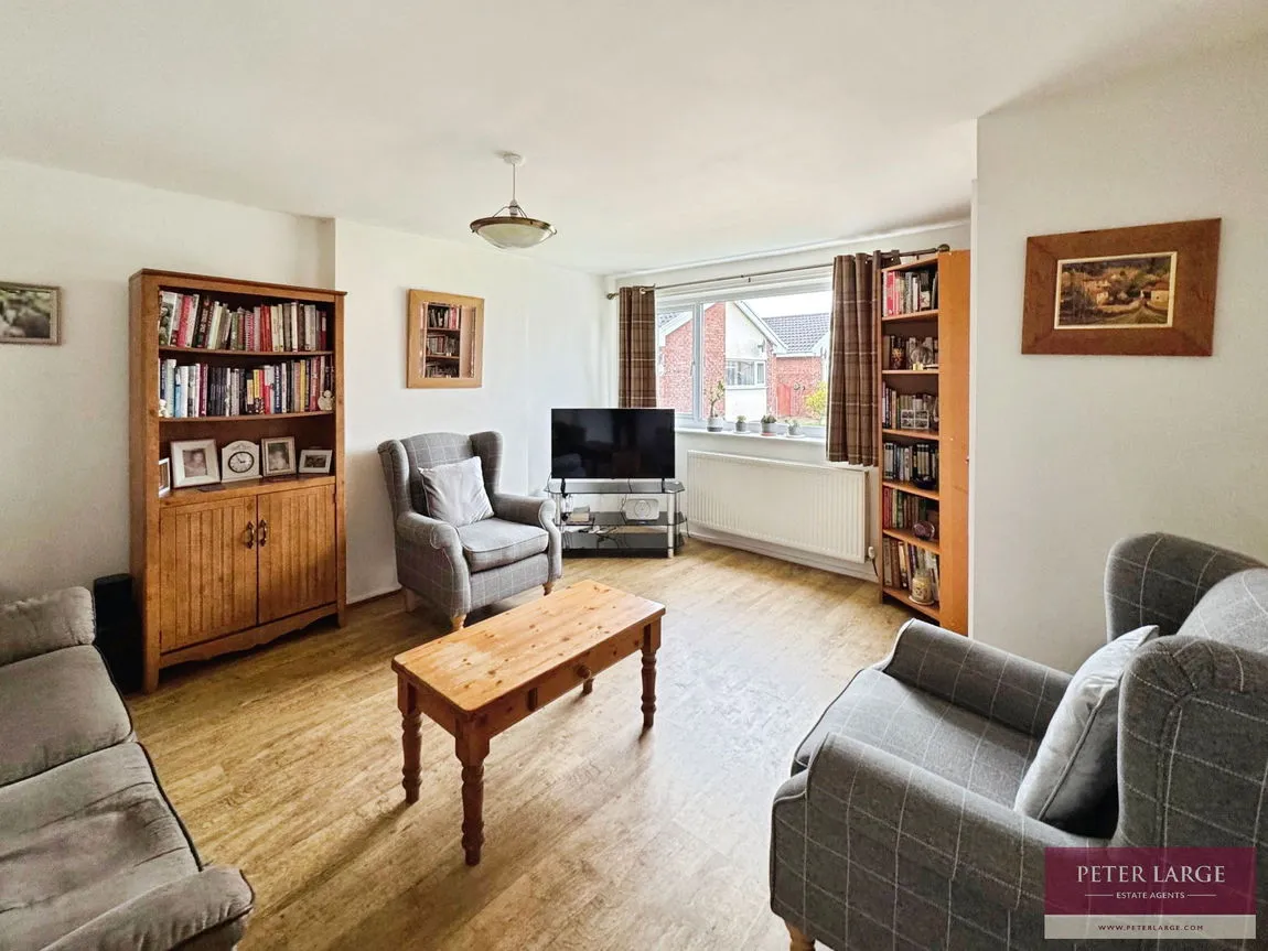 Llys Tudur, Rhyl, Denbighshire, LL18 4AX, photo 3