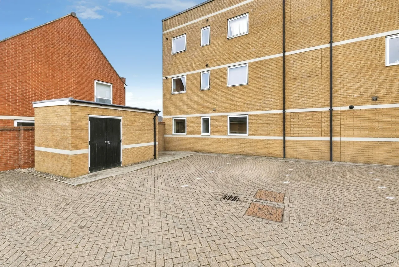 Timken Way South, Duston, Northampton, Northamptonshire, NN5, photo 14