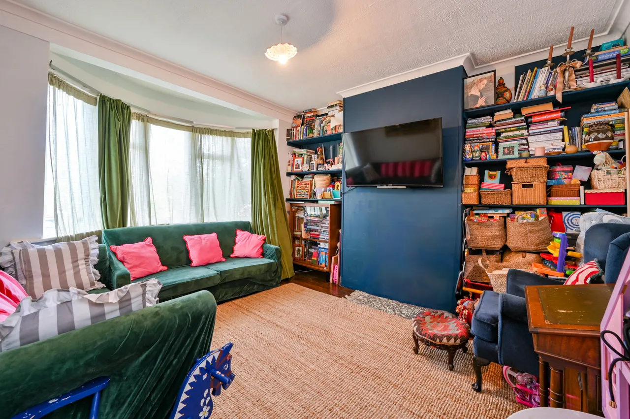 10 Cannon Way, West Molesey, photo 4