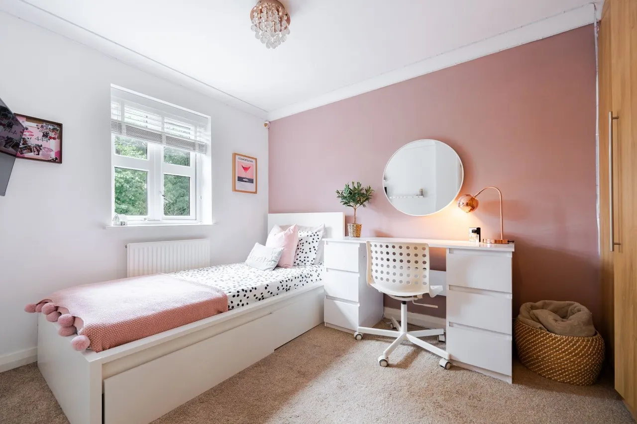 Cornbury Grove, Solihull, B91, photo 11