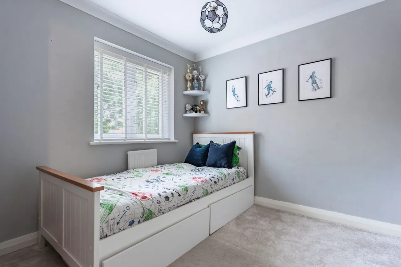 Cornbury Grove, Solihull, B91, photo 10