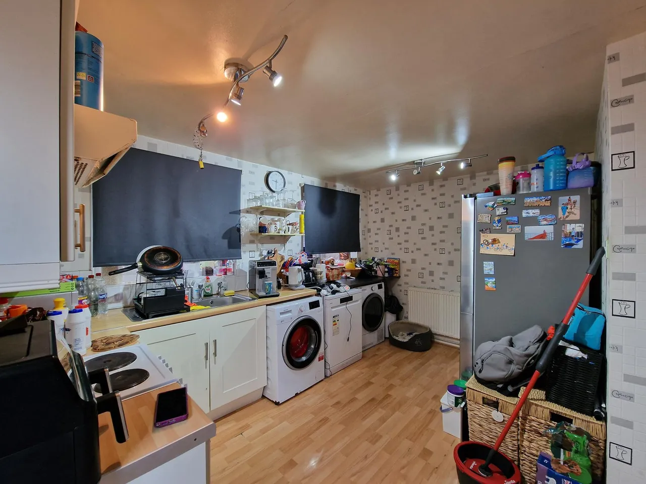 Warmley Close, Wolverhampton, WV6, photo 5