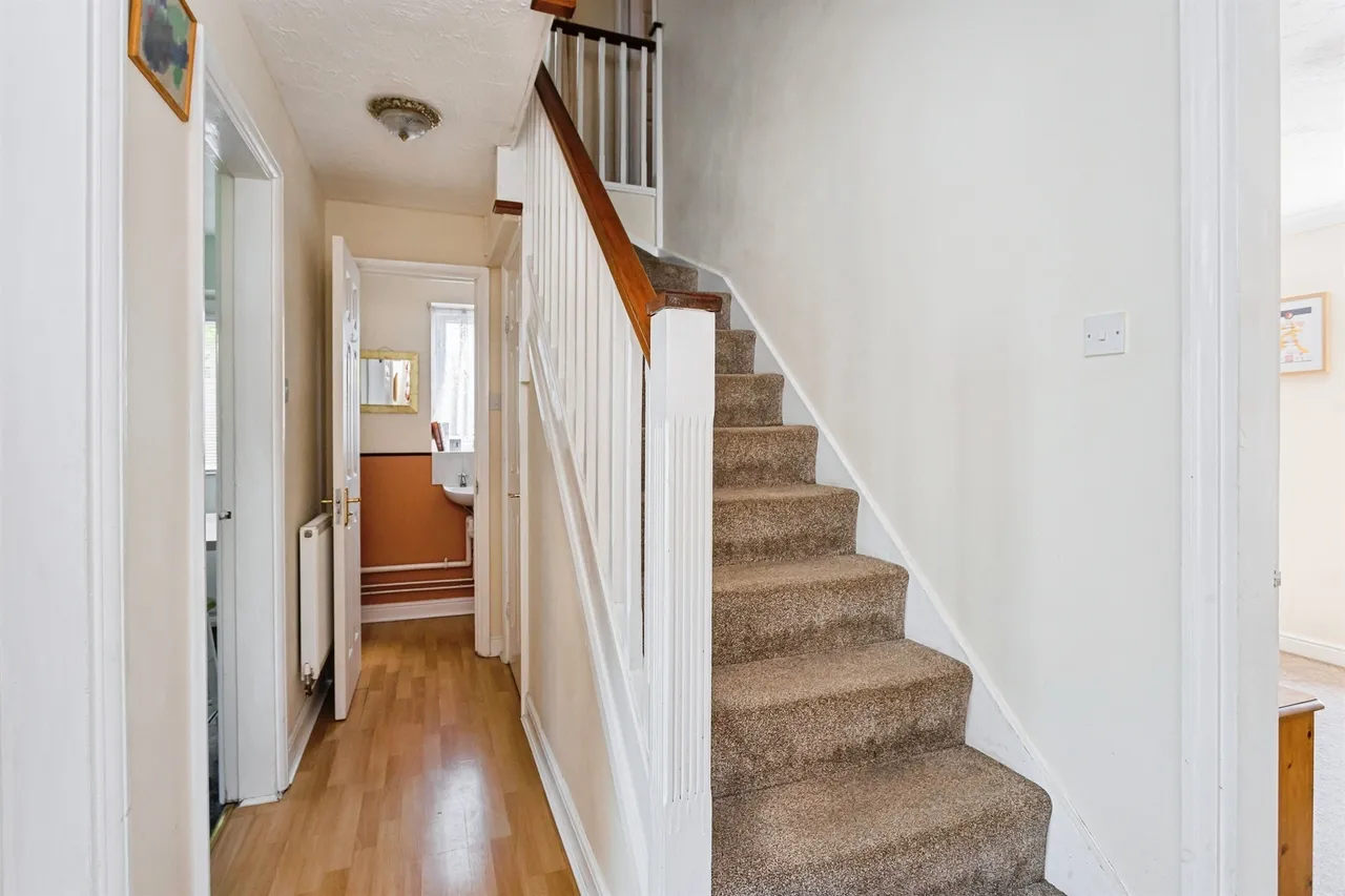 Barley Drive, Burgess Hill, RH15, photo 9