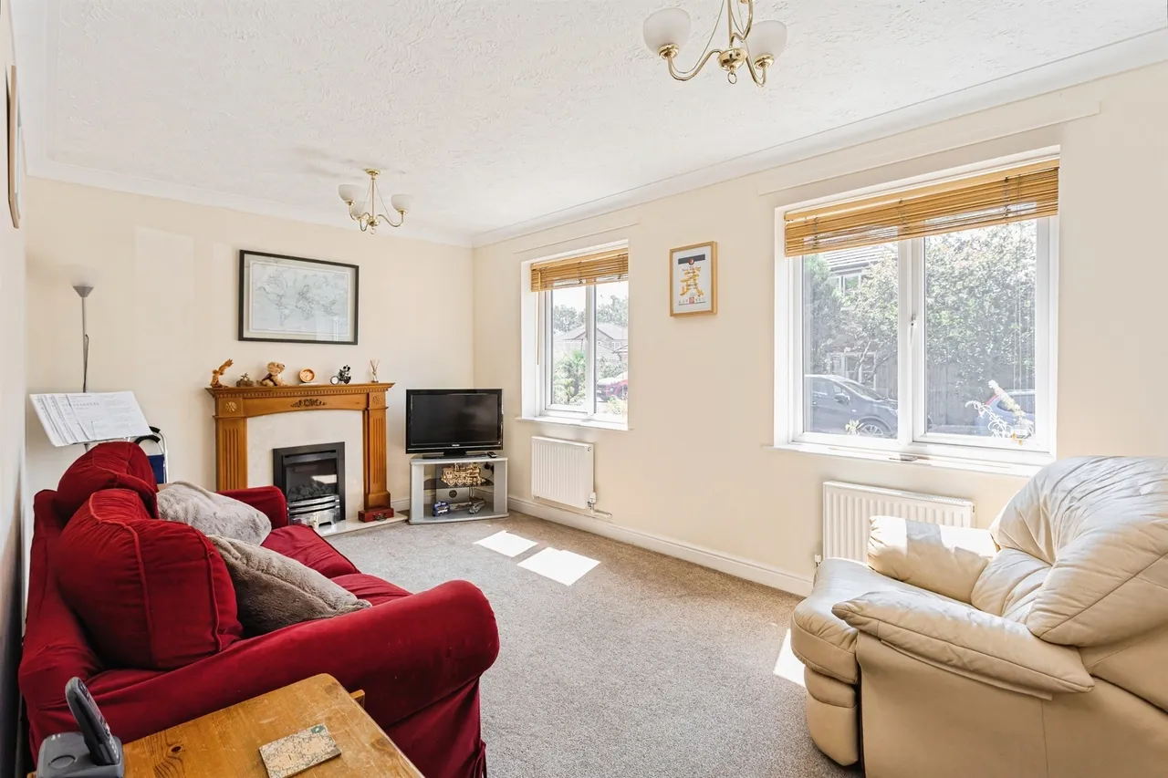 Barley Drive, Burgess Hill, RH15, photo 4