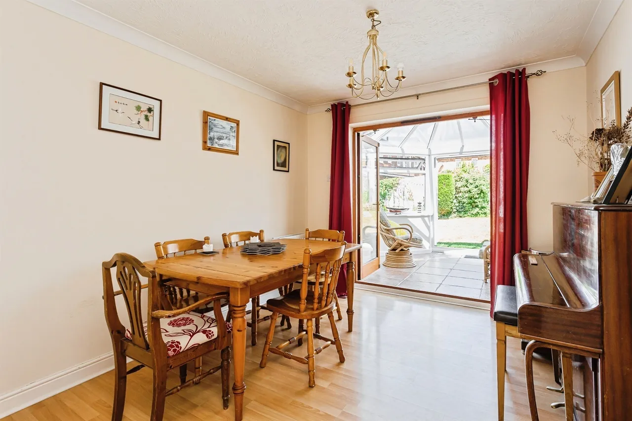 Barley Drive, Burgess Hill, RH15, photo 5