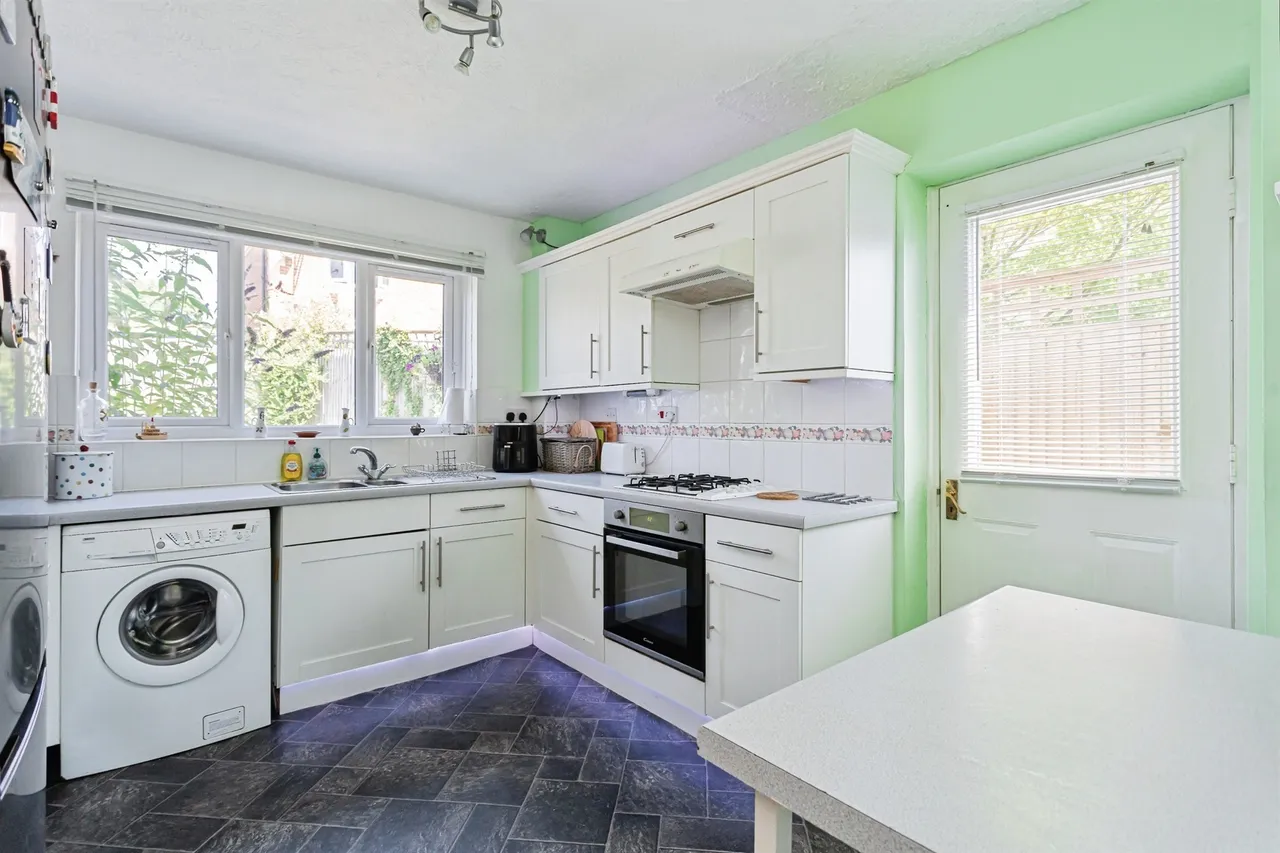 Barley Drive, Burgess Hill, RH15, photo 7