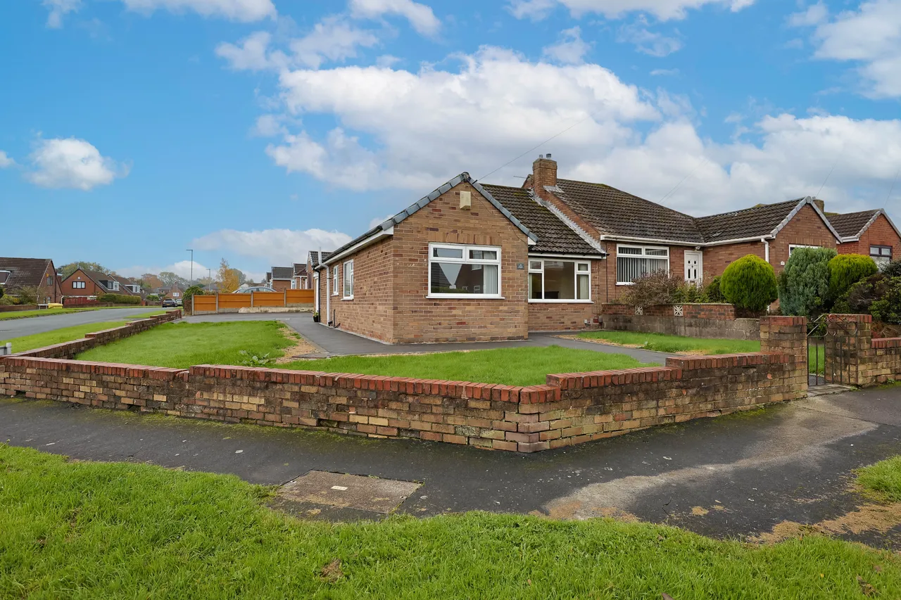 3 bed house for sale, Sheldon Avenue, Standish