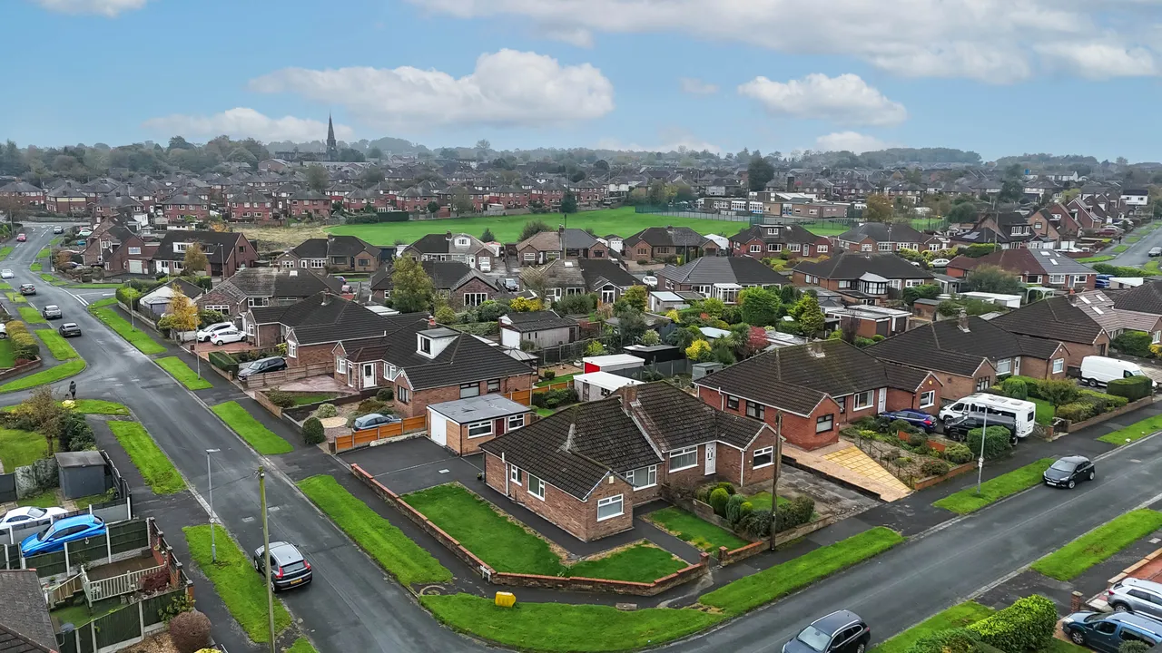 Sheldon Avenue, Standish, photo 2