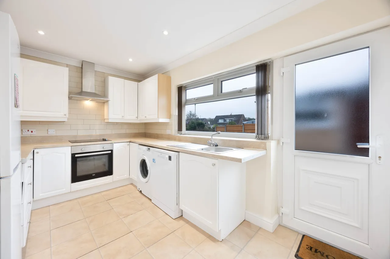 Sheldon Avenue, Standish, photo 7