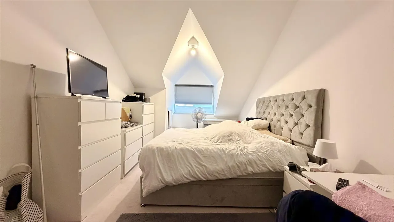 London Road, Cheam, SM3, photo 7