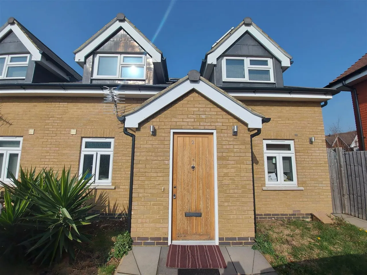 3 bed house to rent, London Road, Cheam, SM3