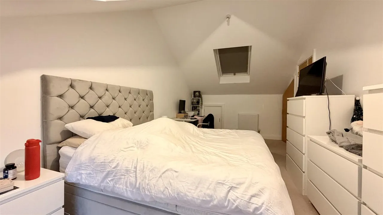 London Road, Cheam, SM3, photo 8