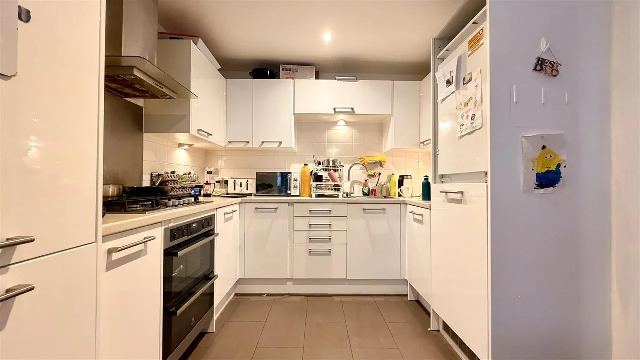 London Road, Cheam, SM3, photo 6