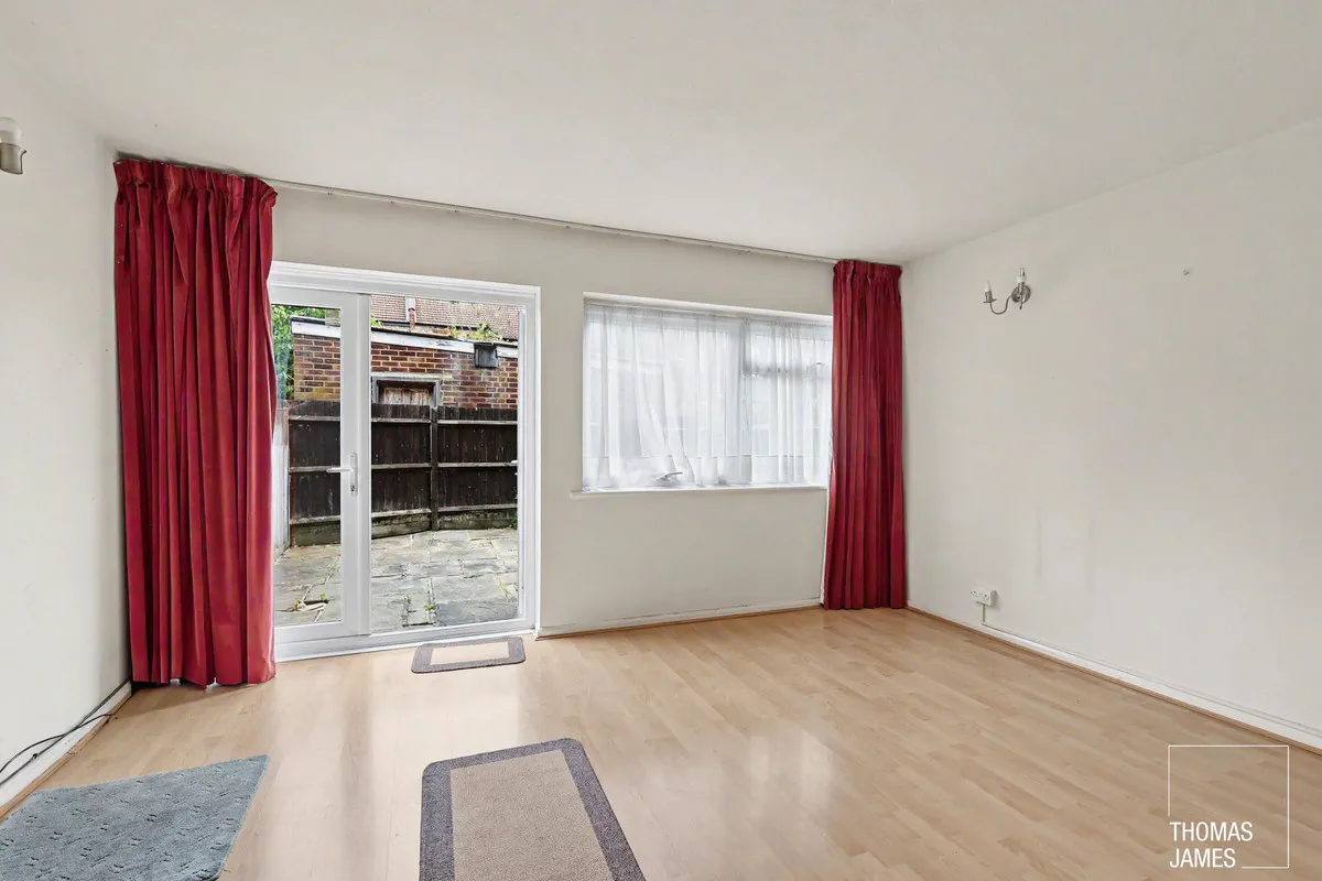 London, N11, photo 6