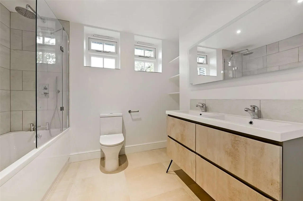Pamber End, Tadley, RG26, photo 8