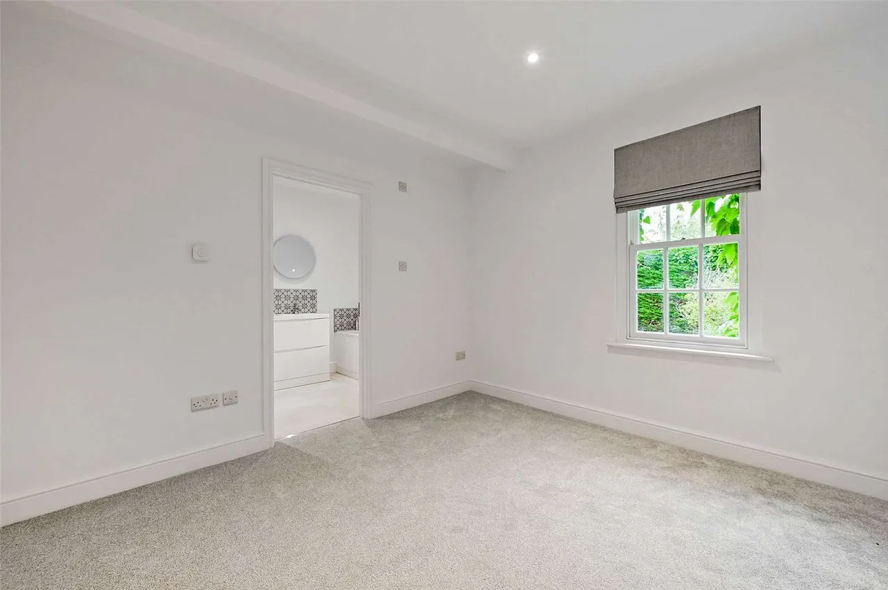 Pamber End, Tadley, RG26, photo 5