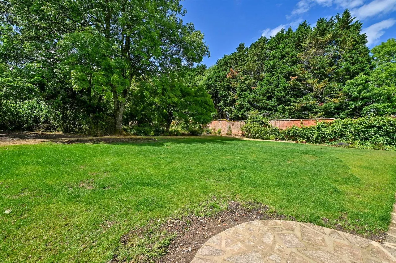 Pamber End, Tadley, RG26, photo 9