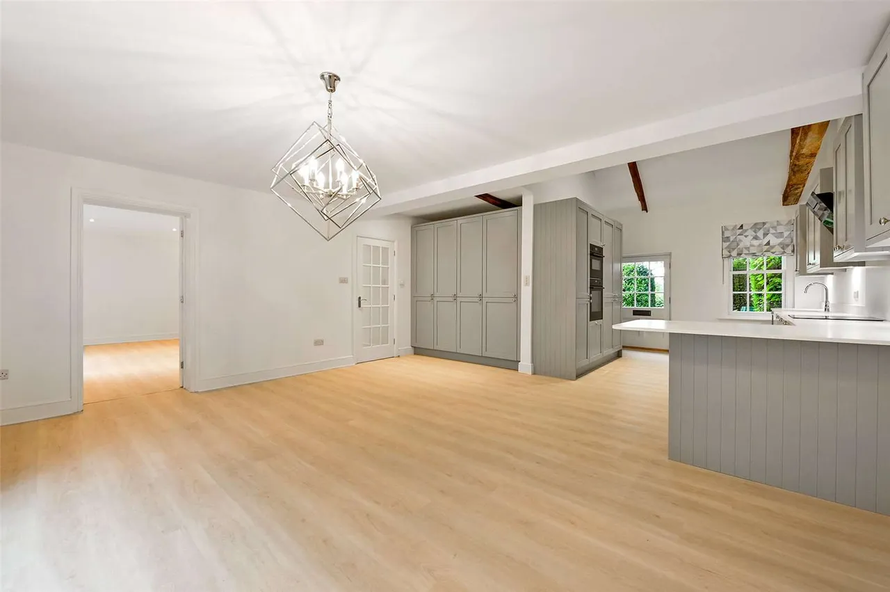 Pamber End, Tadley, RG26, photo 3