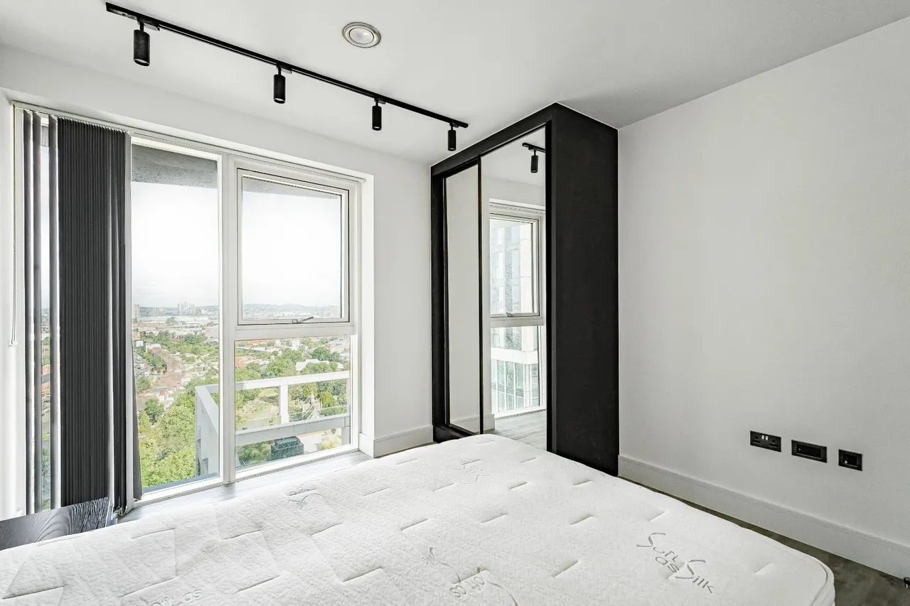 Portal Way, London, W3, photo 7