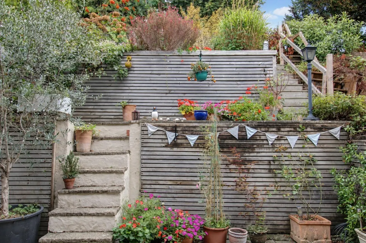 The Mews, Southside, RH20, photo 17