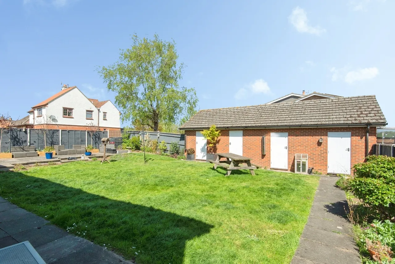 Valley Road South, Codicote, Hitchin, Hertfordshire, SG4, photo 5