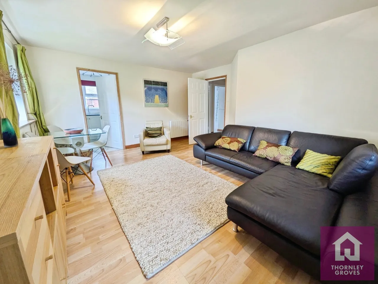 Queenscroft, Eccles, M30, photo 3