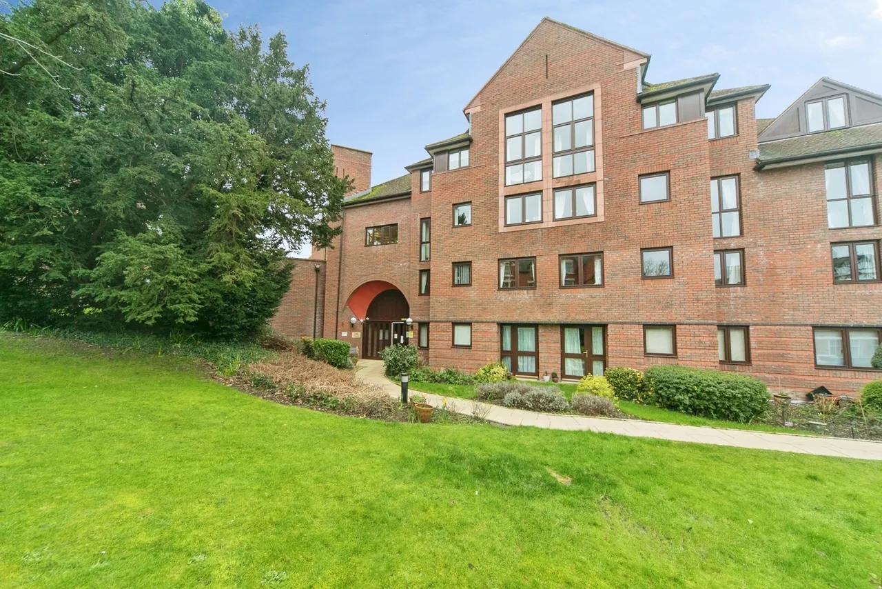 Coed Pella Road, Colwyn Bay, LL29, photo 6