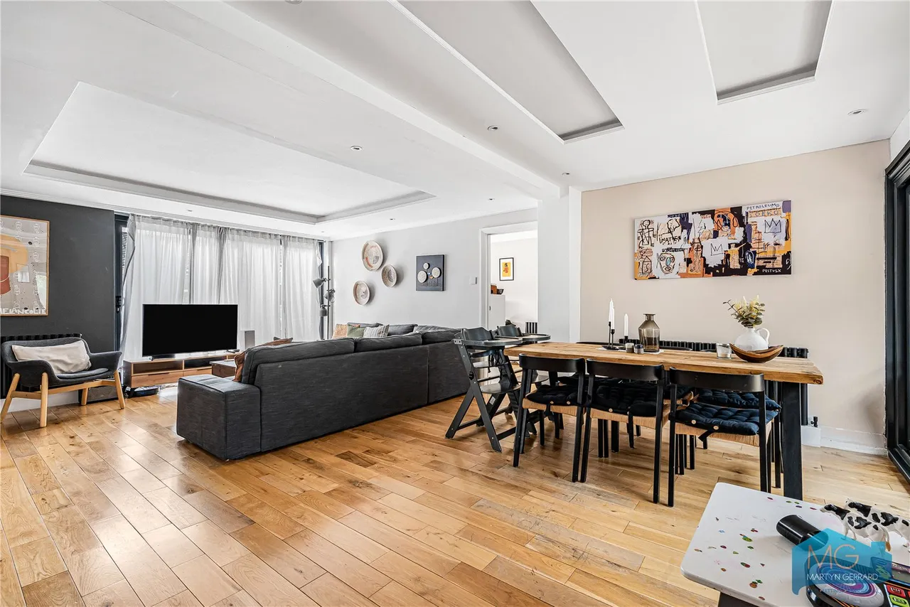 Heath View, London, N2, photo 6