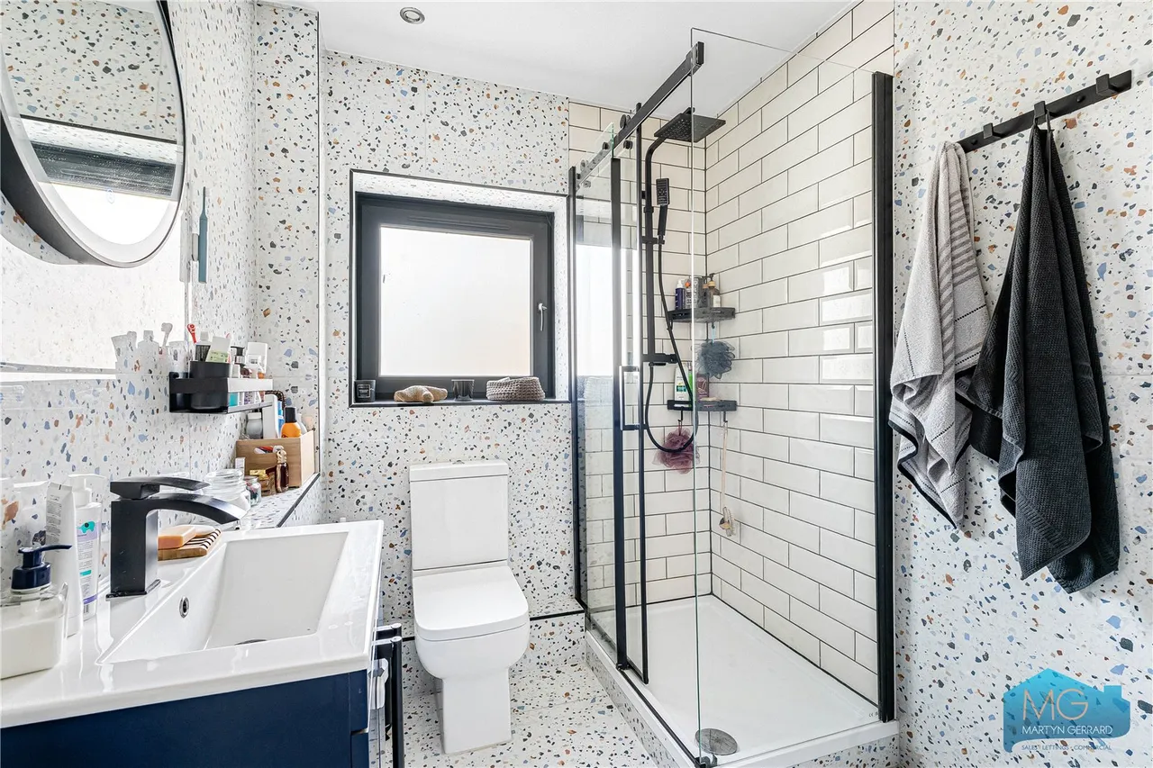Heath View, London, N2, photo 29
