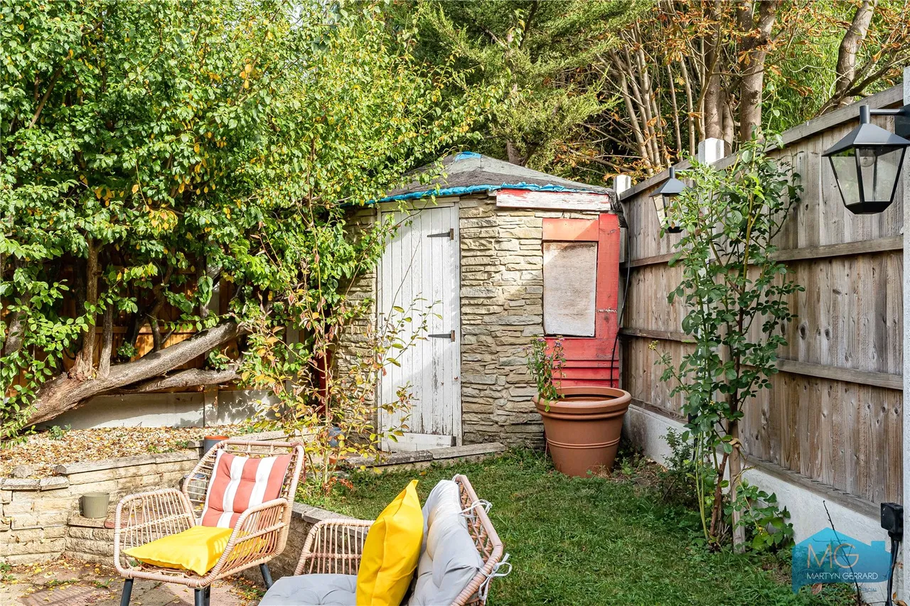 Heath View, London, N2, photo 34