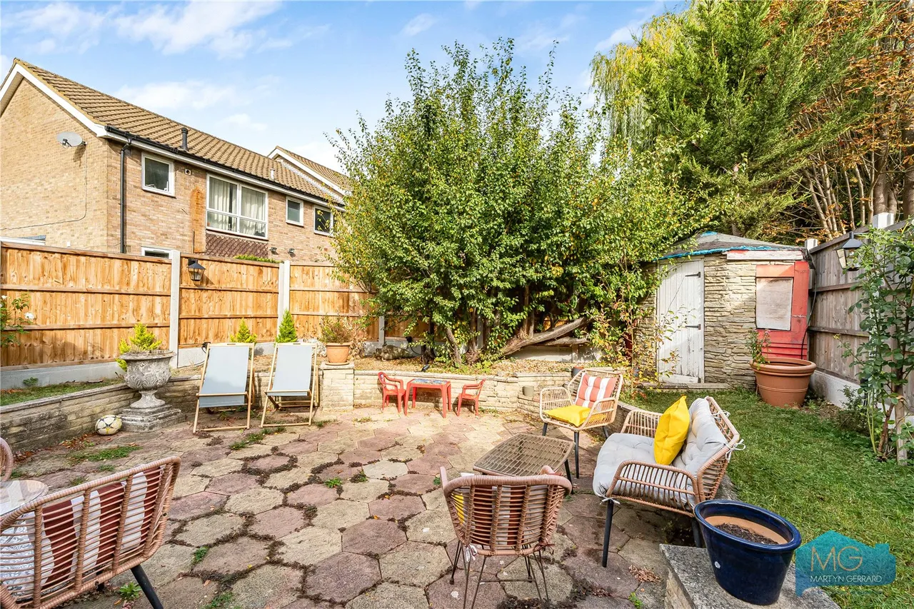 Heath View, London, N2, photo 36