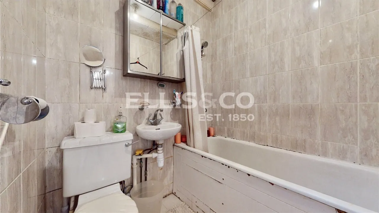 Swinderby Road, Wembley, HA0, photo 8