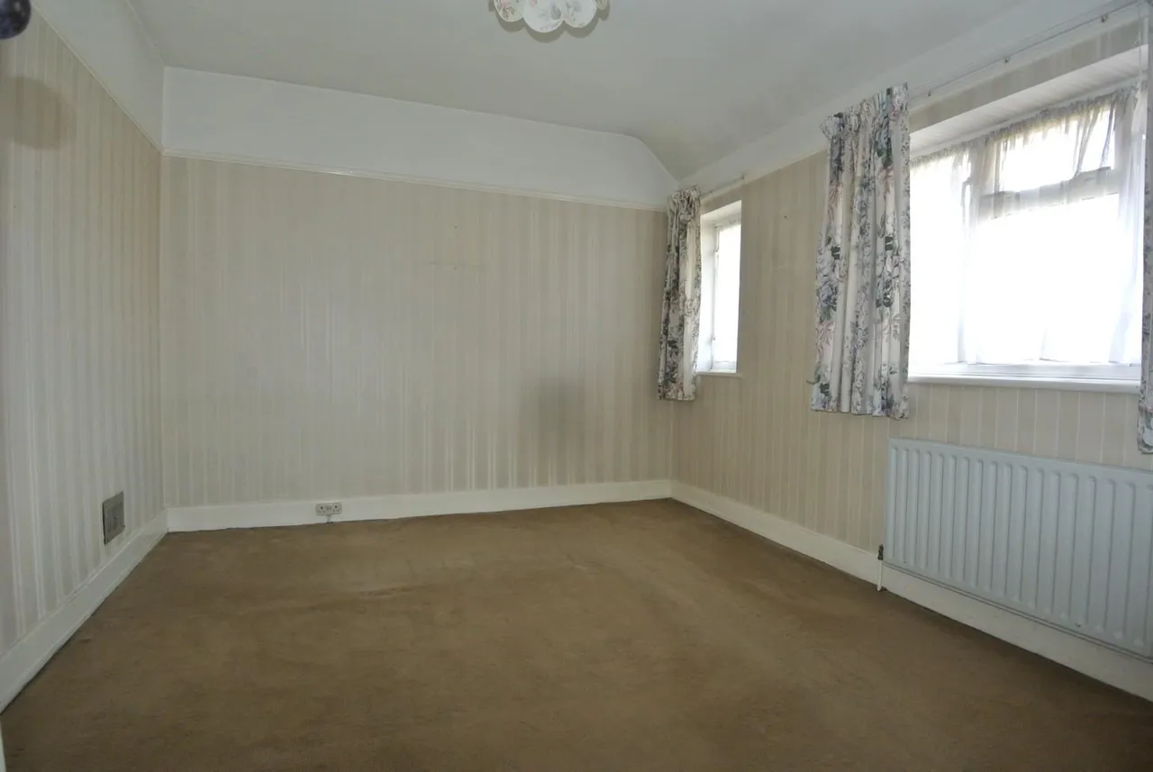 Sandringham Drive, Ashford, Surrey, TW15 3JH, photo 6