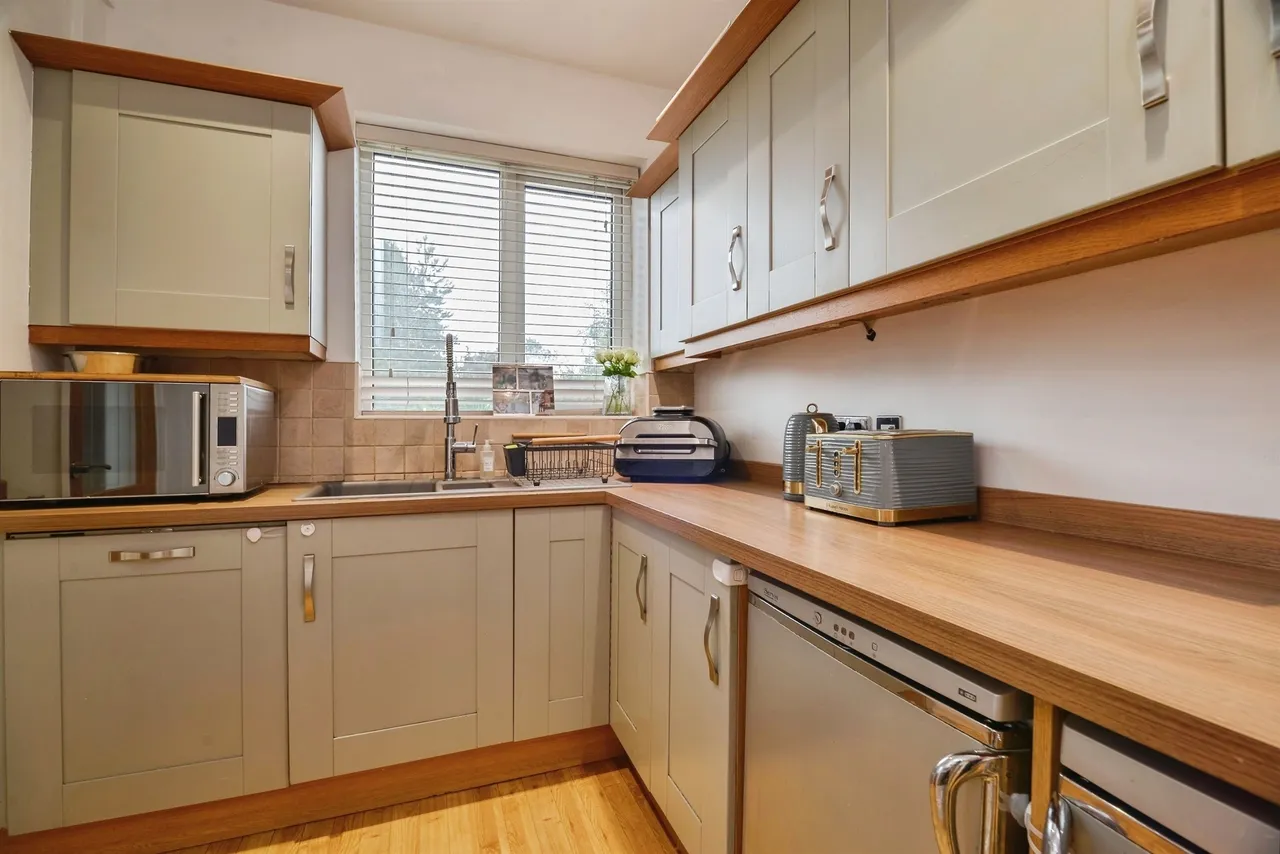 Albert Road, Fairfield, TS19, photo 10