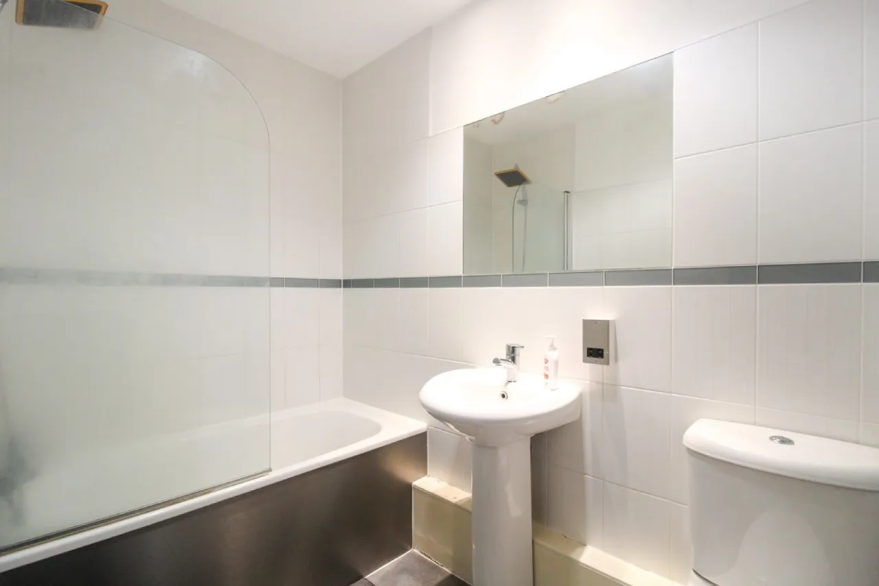 The Habitat, Woolpack Lane, photo 8