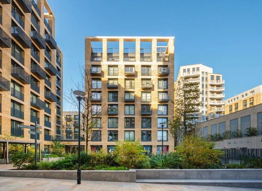 2 bed flat to rent — Jubilee Walk, Farringdon, WC1X