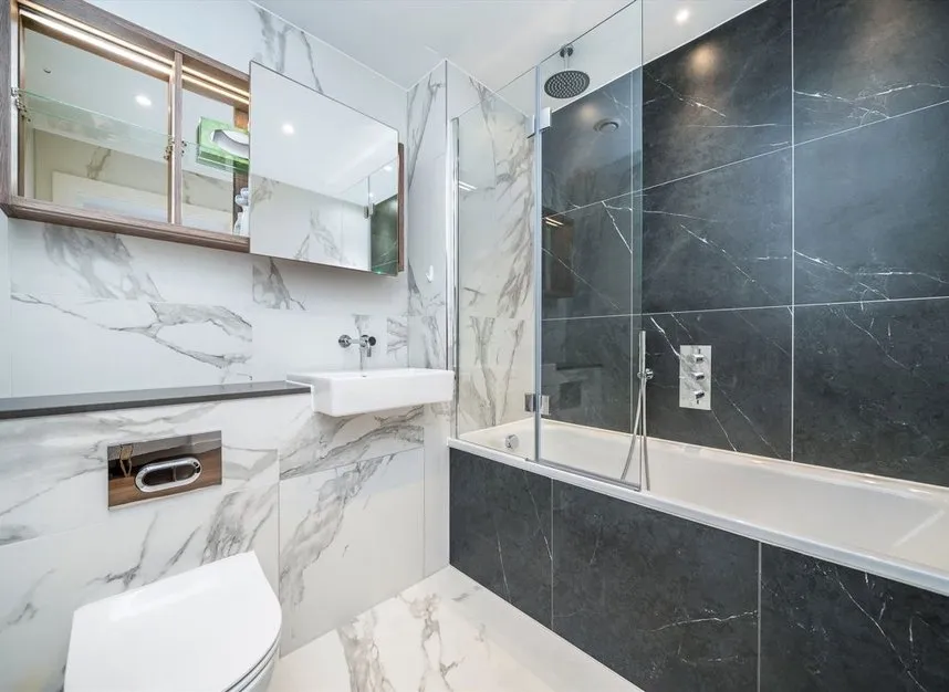Jubilee Walk, Farringdon, WC1X, photo 7