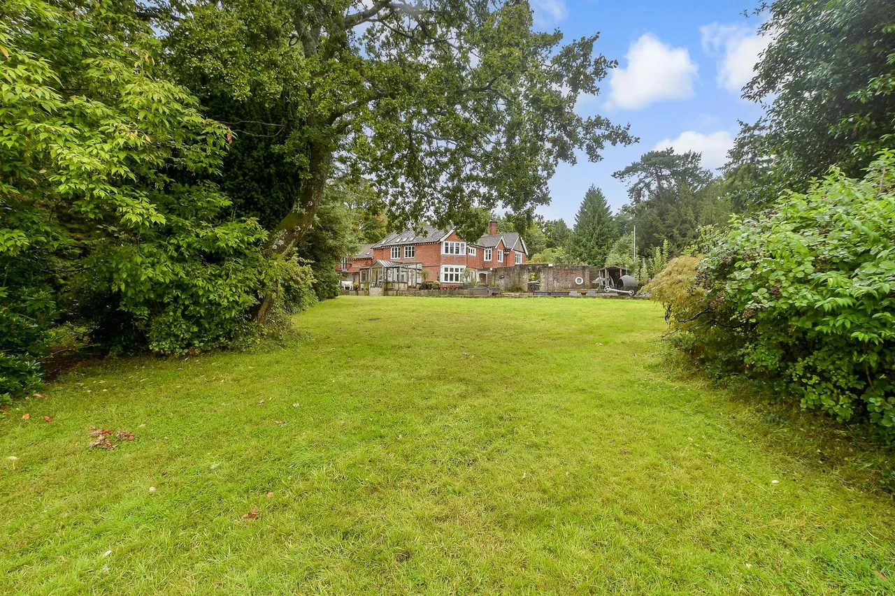 Ashurst Road, Ashurst, photo 32