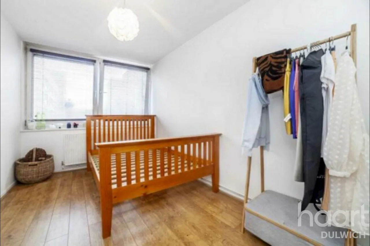 Daniel Gardens, London, SE15, photo 10