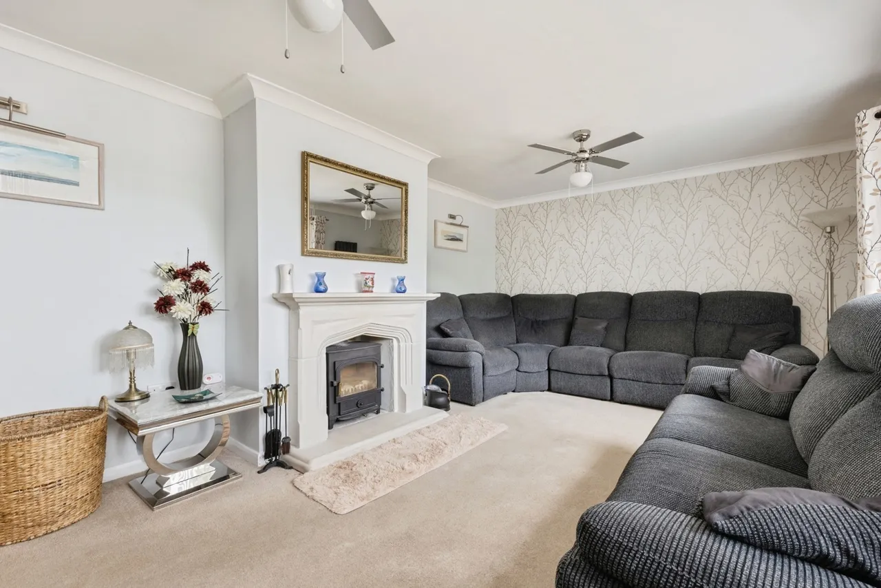 Breckles, Attleborough, Norfolk, NR17, photo 11