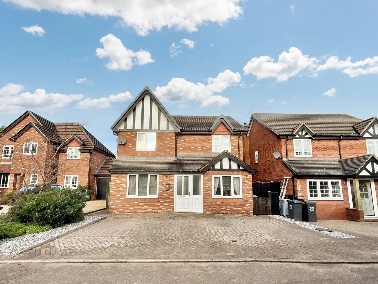 Huntersfield, Shavington, CW2, photo 25
