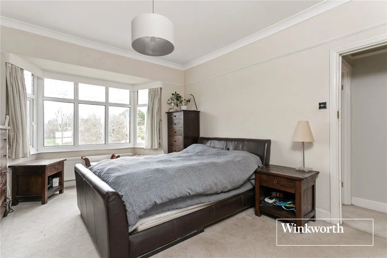 Claremont Park, Finchley, London, N3, photo 2