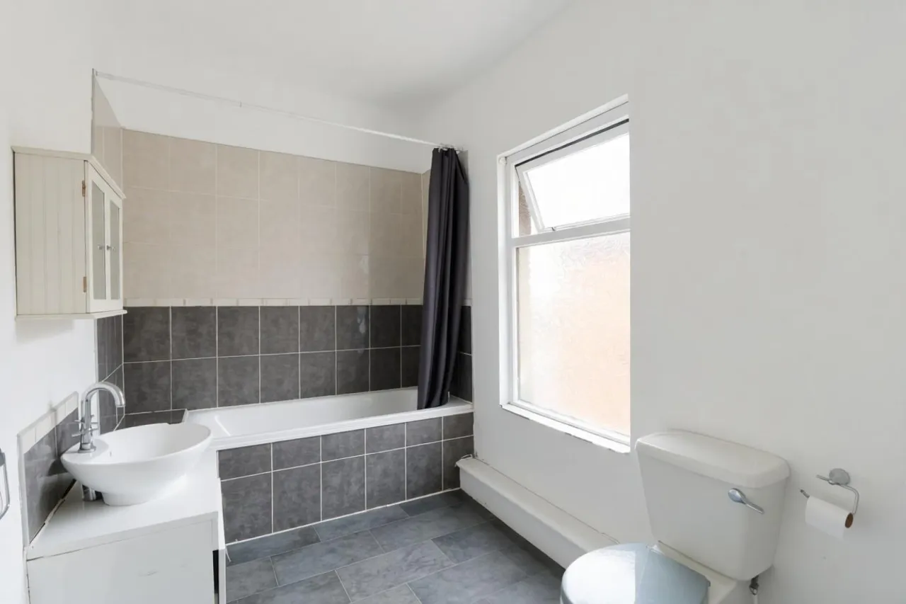 Oak Street, Stoke-on-trent, photo 16