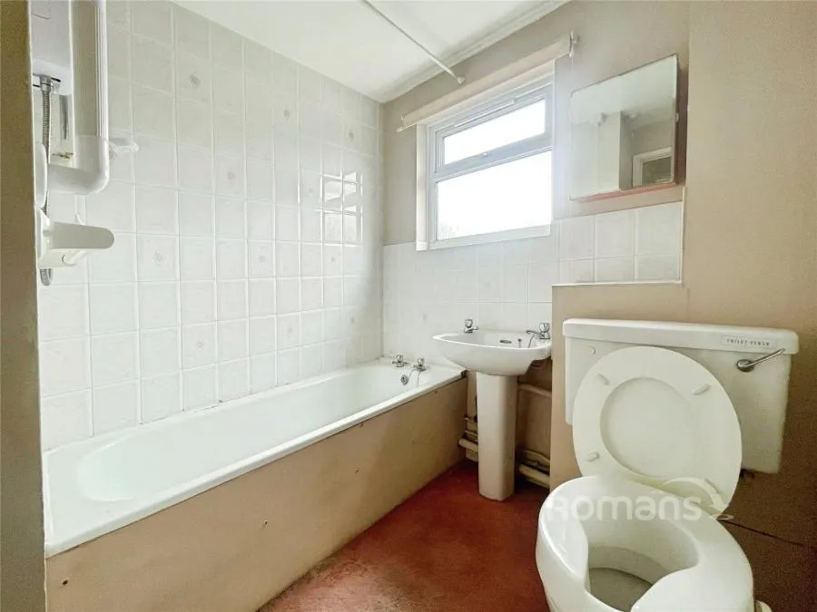 Felmer Drive, Kings Worthy, SO23, photo 8