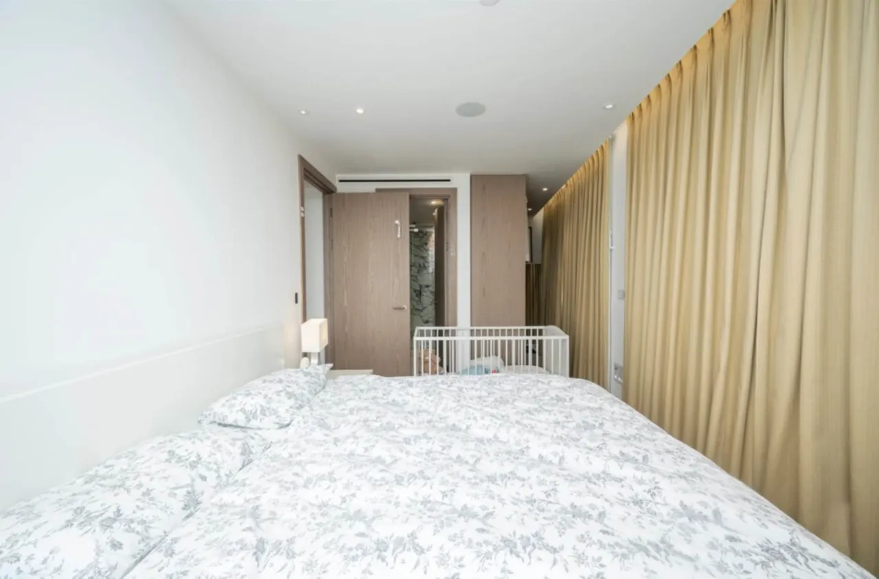 London, E1W, photo 8